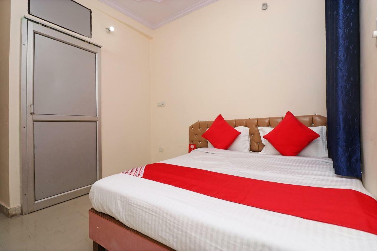 Oyo 30288 Hotel Moon Palace Lucknow Eksteriør billede
