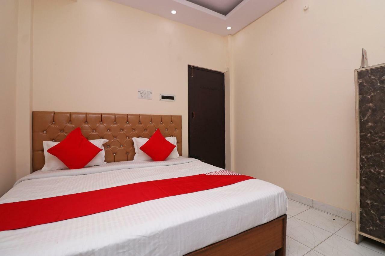 Oyo 30288 Hotel Moon Palace Lucknow Eksteriør billede